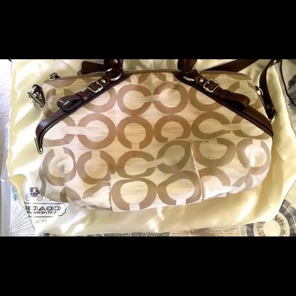 Coach handbag - Picture 1 of 6